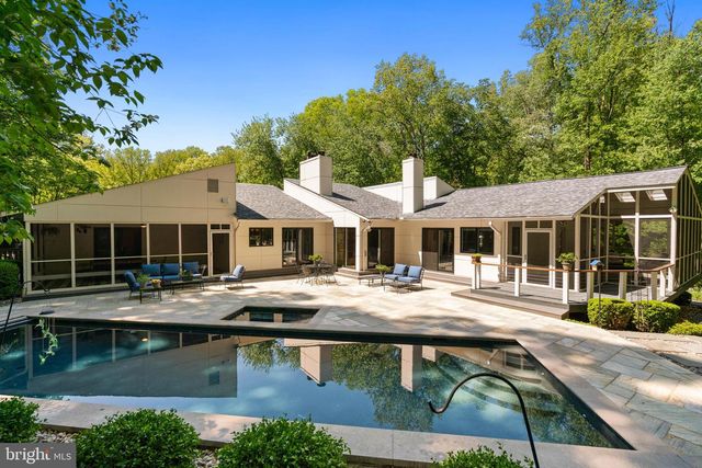 6825 CAPRI PL, Bethesda, MD 20817