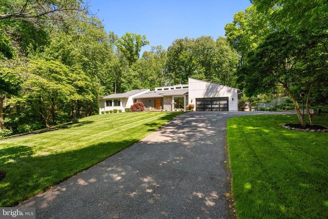 6825 CAPRI PL, Bethesda, MD 20817