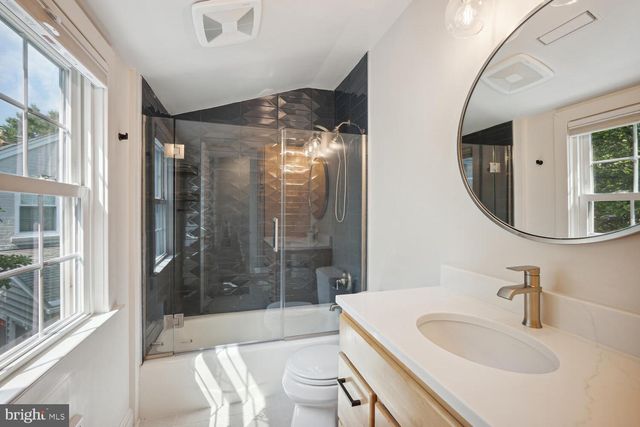 2612 FORDHAM RD, Alexandria, VA 22302