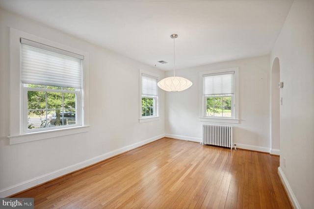 2612 FORDHAM RD, Alexandria, VA 22302