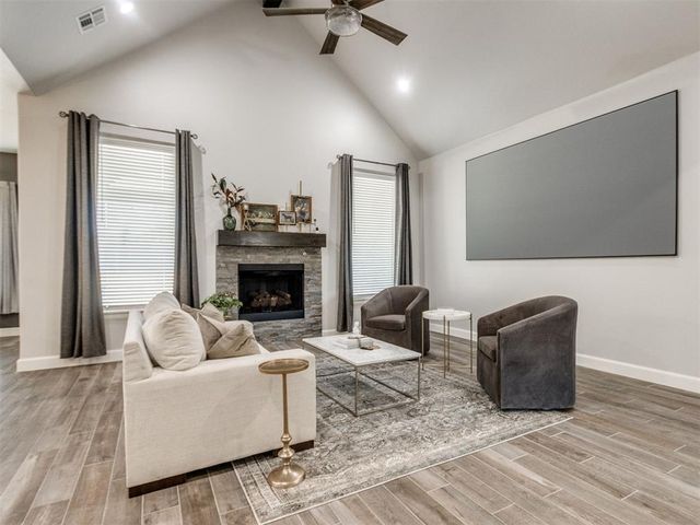 1124 Colonial Avenue, Tuttle, OK 73089