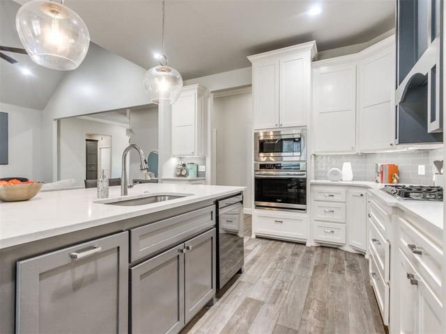 1124 Colonial Avenue, Tuttle, OK 73089