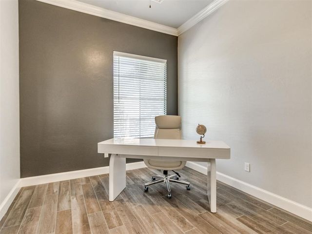 1124 Colonial Avenue, Tuttle, OK 73089