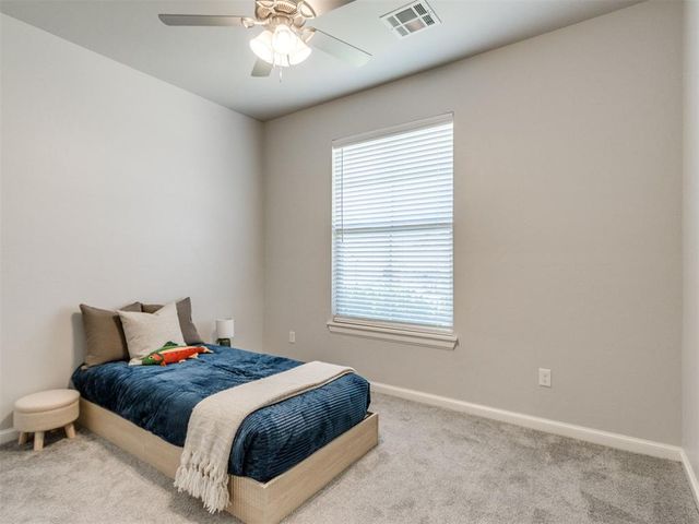 1124 Colonial Avenue, Tuttle, OK 73089