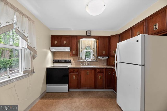 280 SUSSEX AVE, Sewell, NJ 08080
