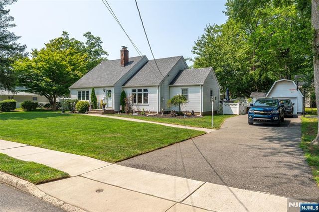 800 Asbury Street, New Milford, NJ 07646