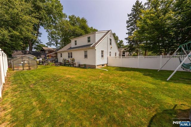 800 Asbury Street, New Milford, NJ 07646