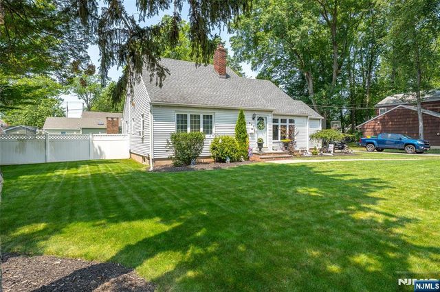 800 Asbury Street, New Milford, NJ 07646
