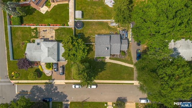 800 Asbury Street, New Milford, NJ 07646