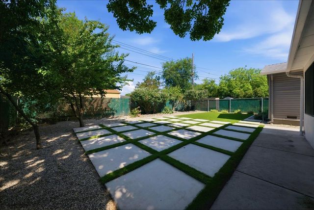 3341 Bluegrass Rd, Sacramento, CA 95821