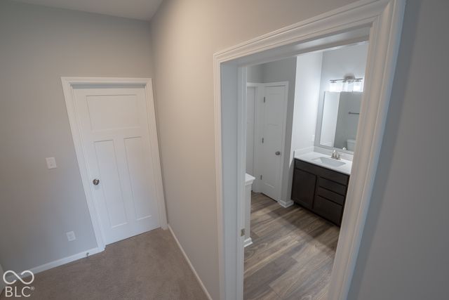6607 Red Barn Drive, Whitestown, IN 46075