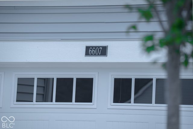 6607 Red Barn Drive, Whitestown, IN 46075