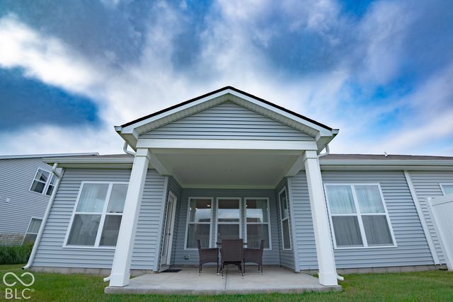 6607 Red Barn Drive, Whitestown, IN 46075
