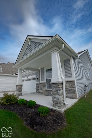 6607 Red Barn Drive, Whitestown, IN 46075
