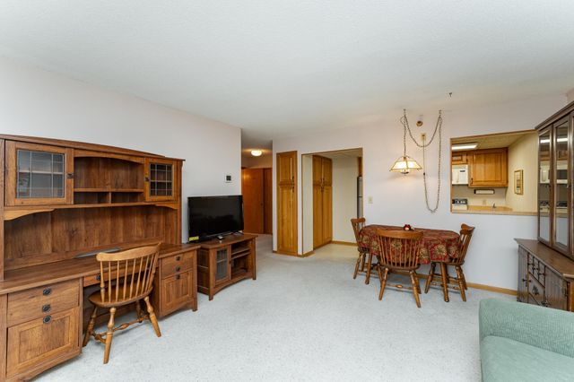 220 Broadway Avenue S 1417, Rochester, MN 55904