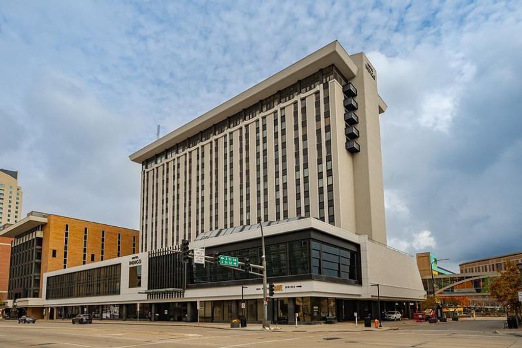 220 Broadway Avenue S 1417, Rochester, MN 55904