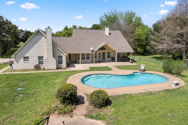 9006 County Road 2175, Corsicana, TX 75109