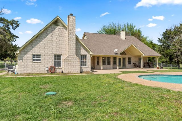 9006 County Road 2175, Corsicana, TX 75109