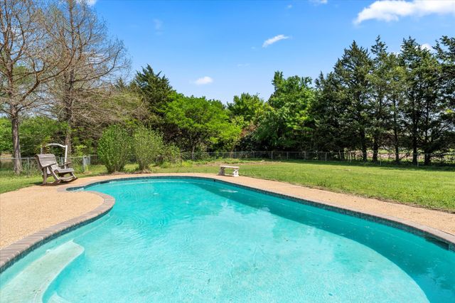 9006 County Road 2175, Corsicana, TX 75109