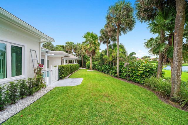 2925 SE Dune Drive, Hutchinson Island, FL 34996