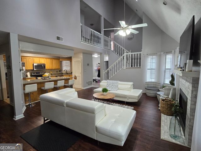 3226 Lindas Circle SE, Conyers, GA 30013