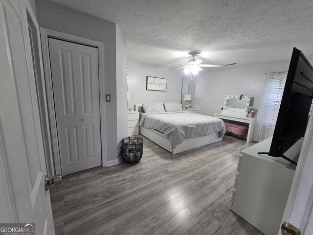 3226 Lindas Circle SE, Conyers, GA 30013