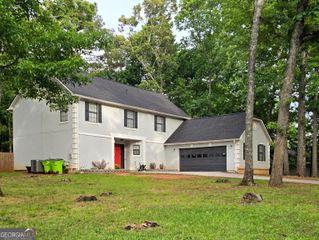 3226 Lindas Circle SE, Conyers, GA 30013