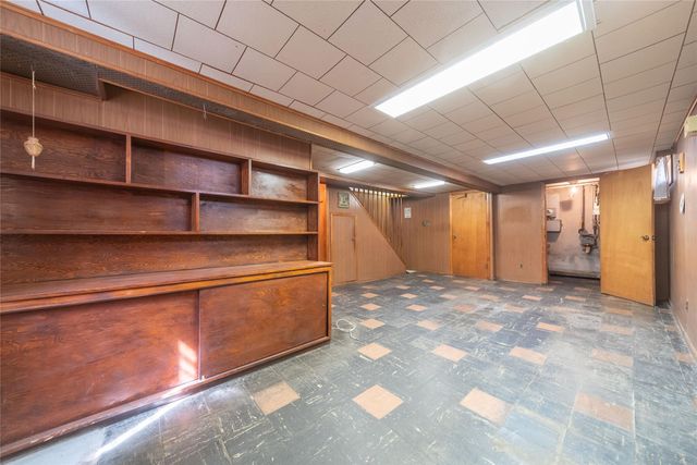 24-10 154th Street, Whitestone, NY 11357