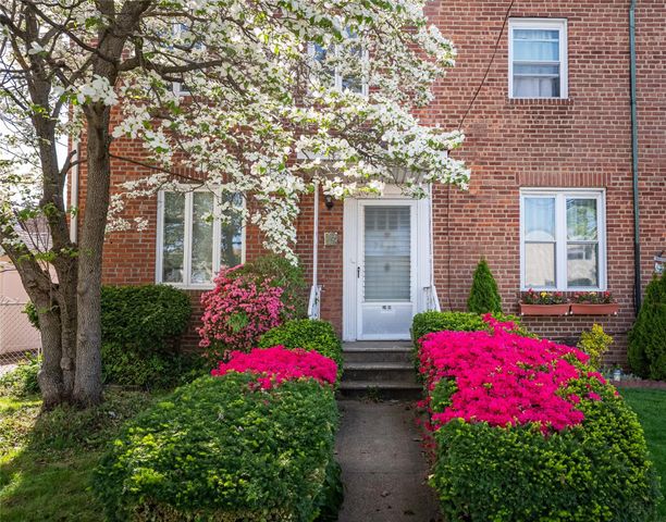 24-10 154th Street, Whitestone, NY 11357