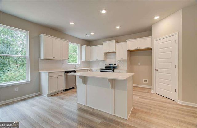 1152 Bodega Loop, Locust Grove, GA 30248