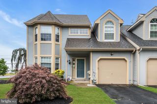 1 SPRUCE CT, Newtown, PA 18940