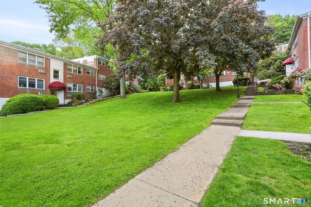 11 Bedford Avenue APT G1, Norwalk, CT 06850