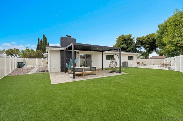 5985 Zora, La Mesa, CA 91942