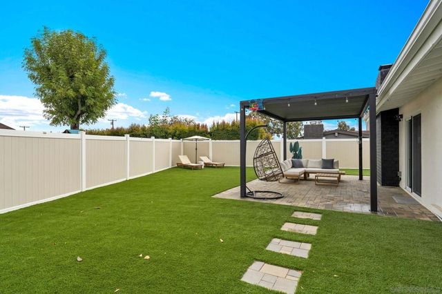 5985 Zora, La Mesa, CA 91942