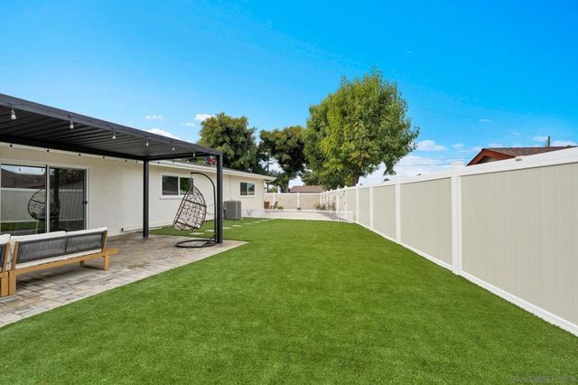 5985 Zora, La Mesa, CA 91942