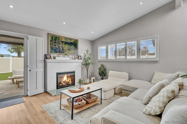 5985 Zora, La Mesa, CA 91942