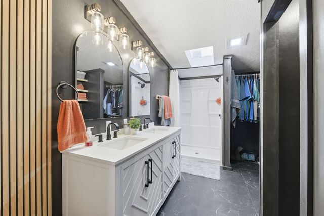 9110 SW Anna, Augusta, KS 67010