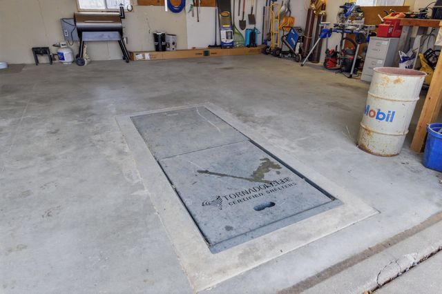 9110 SW Anna, Augusta, KS 67010