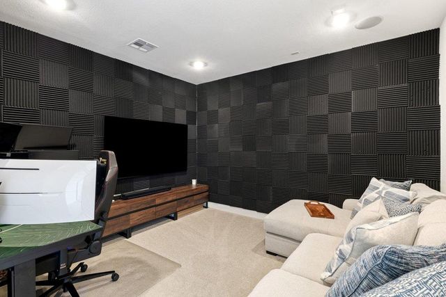 365 Pear Tree LN, Austin, TX 78737