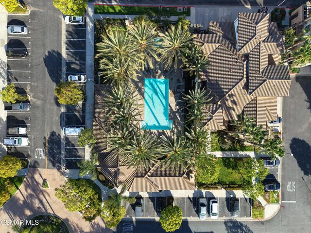 291 Riverdale Court 106, Camarillo, CA 93012