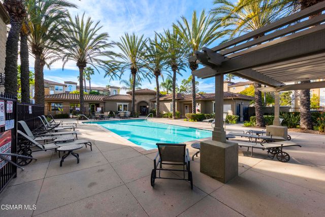 291 Riverdale Court 106, Camarillo, CA 93012