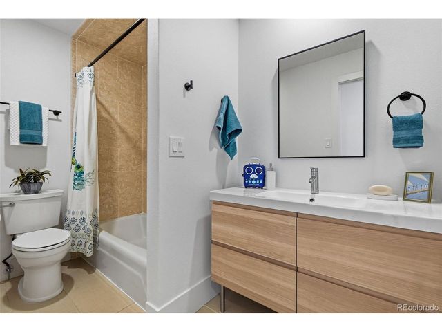 8855 E Easter Ave, Centennial, CO 80112