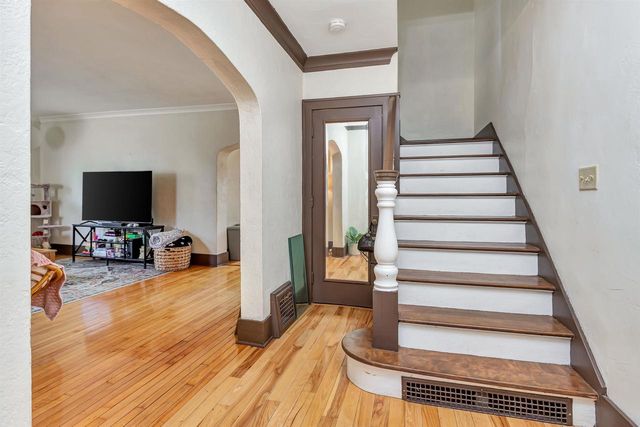 829 PROSPECT AVENUE, Oshkosh, WI 54901