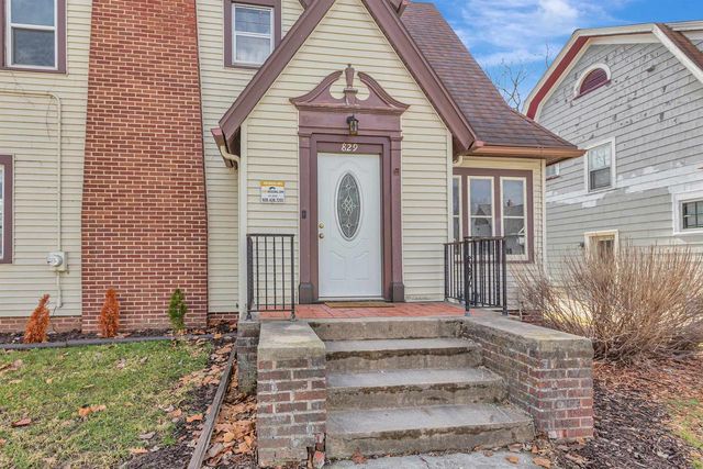 829 PROSPECT AVENUE, Oshkosh, WI 54901