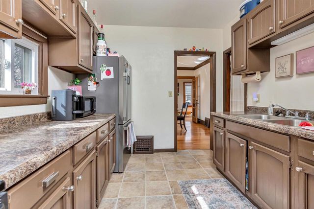 829 PROSPECT AVENUE, Oshkosh, WI 54901