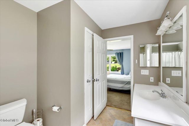 53 N Nassau Lane, Nassau, NY 12018