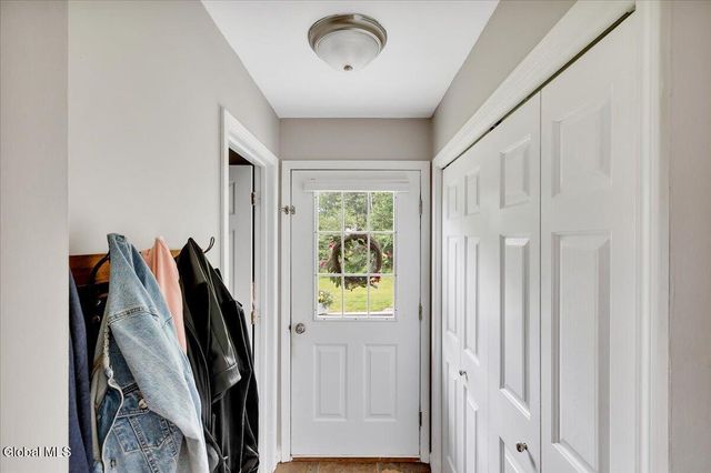 53 N Nassau Lane, Nassau, NY 12018
