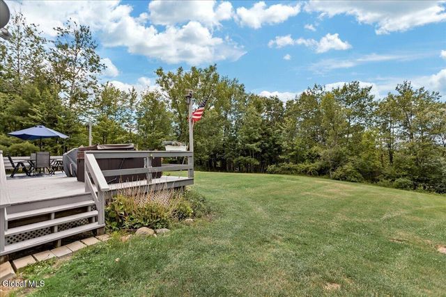 53 N Nassau Lane, Nassau, NY 12018
