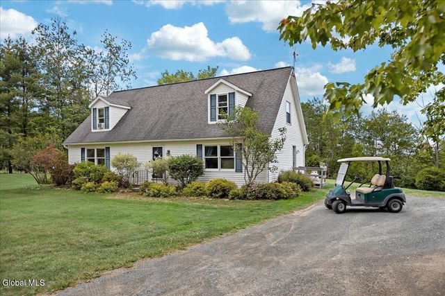 53 N Nassau Lane, Nassau, NY 12018