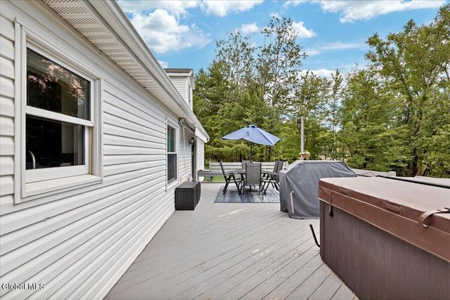 53 N Nassau Lane, Nassau, NY 12018